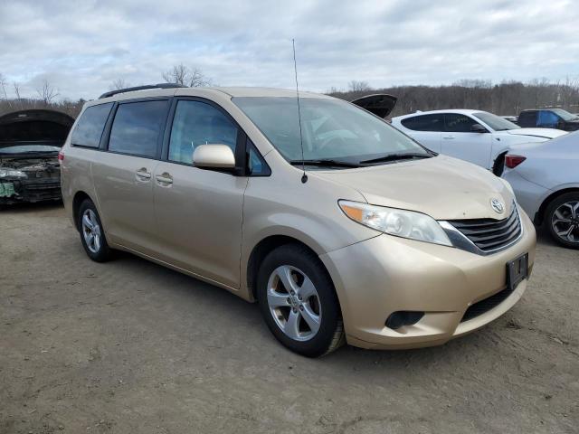 Photo 3 VIN: 5TDKK3DC7CS182385 - TOYOTA SIENNA LE 