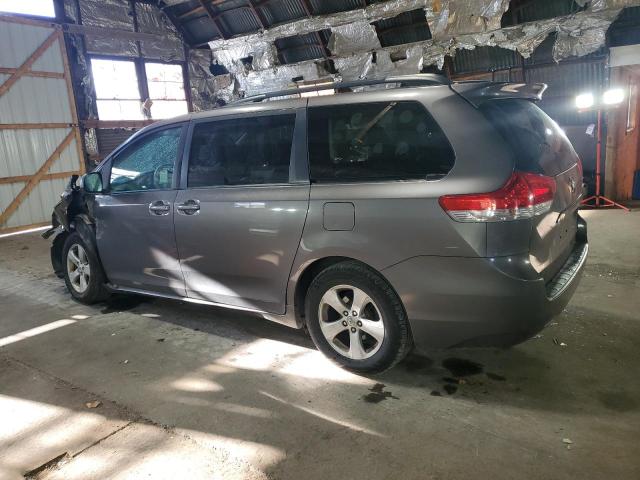 Photo 1 VIN: 5TDKK3DC7CS211464 - TOYOTA SIENNA LE 