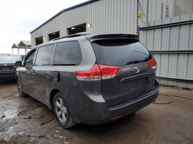 Photo 2 VIN: 5TDKK3DC7CS213070 - TOYOTA SIENNA LE 