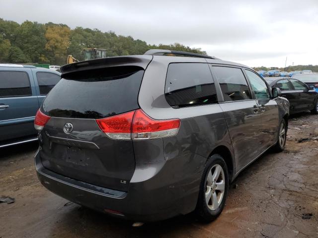 Photo 3 VIN: 5TDKK3DC7CS213070 - TOYOTA SIENNA LE 