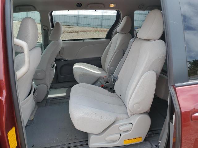 Photo 10 VIN: 5TDKK3DC7CS216163 - TOYOTA SIENNA LE 