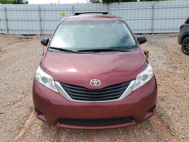 Photo 4 VIN: 5TDKK3DC7CS216163 - TOYOTA SIENNA LE 