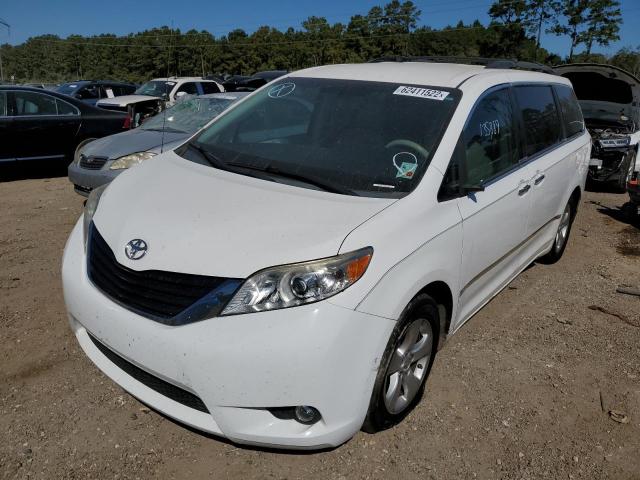 Photo 1 VIN: 5TDKK3DC7CS216423 - TOYOTA SIENNA LE 