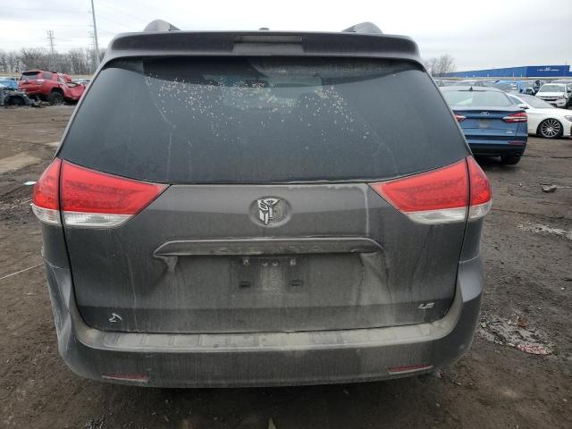 Photo 5 VIN: 5TDKK3DC7CS235537 - TOYOTA SIENNA LE 