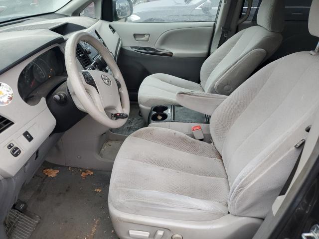 Photo 6 VIN: 5TDKK3DC7CS235537 - TOYOTA SIENNA LE 