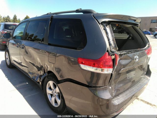 Photo 5 VIN: 5TDKK3DC7CS278422 - TOYOTA SIENNA 