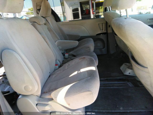 Photo 7 VIN: 5TDKK3DC7CS278422 - TOYOTA SIENNA 