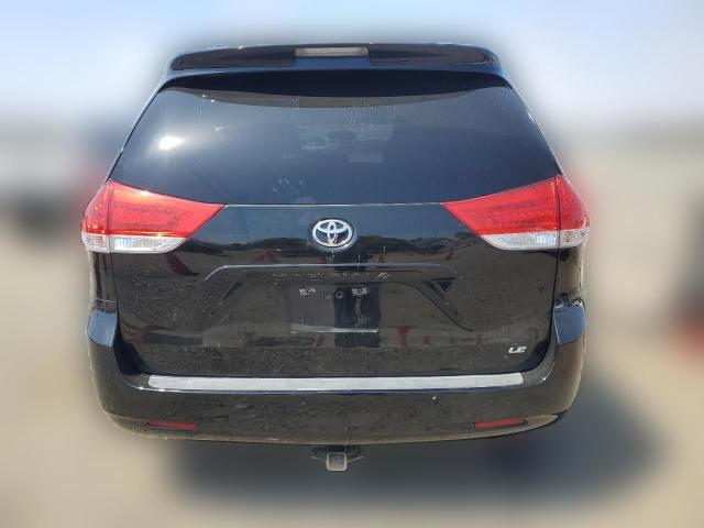 Photo 5 VIN: 5TDKK3DC7DS322601 - TOYOTA SIENNA LE 