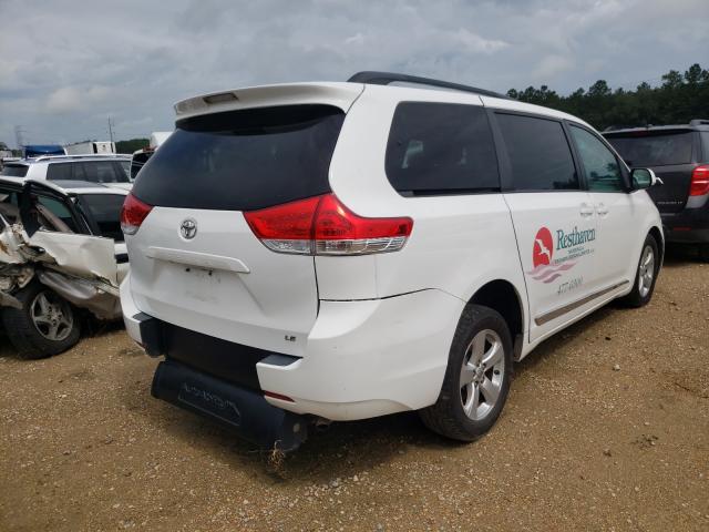 Photo 3 VIN: 5TDKK3DC7DS326261 - TOYOTA SIENNA LE 