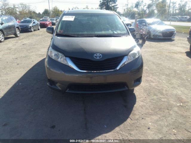 Photo 5 VIN: 5TDKK3DC7DS341066 - TOYOTA SIENNA 