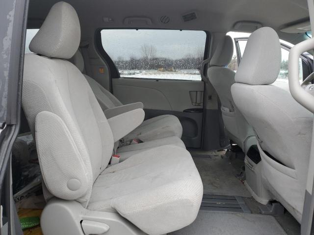 Photo 10 VIN: 5TDKK3DC7DS345974 - TOYOTA SIENNA LE 