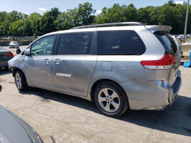 Photo 1 VIN: 5TDKK3DC7DS358241 - TOYOTA SIENNA LE 