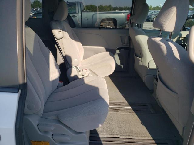 Photo 10 VIN: 5TDKK3DC7DS371975 - TOYOTA SIENNA LE 