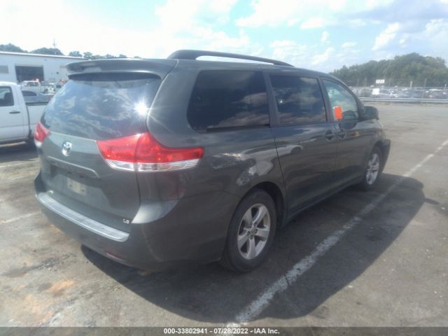 Photo 3 VIN: 5TDKK3DC7DS380708 - TOYOTA SIENNA 