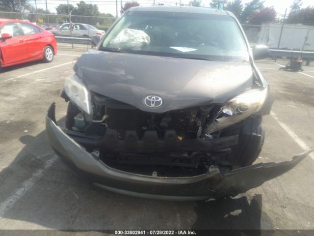 Photo 5 VIN: 5TDKK3DC7DS380708 - TOYOTA SIENNA 