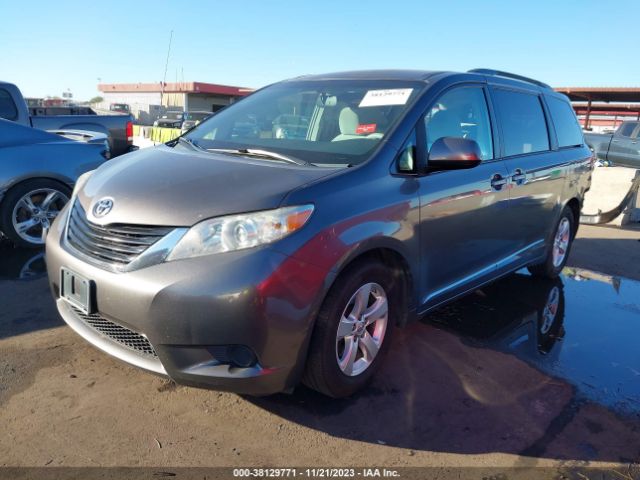 Photo 1 VIN: 5TDKK3DC7DS387657 - TOYOTA SIENNA 