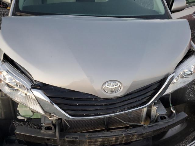 Photo 11 VIN: 5TDKK3DC7ES407004 - TOYOTA SIENNA LE 