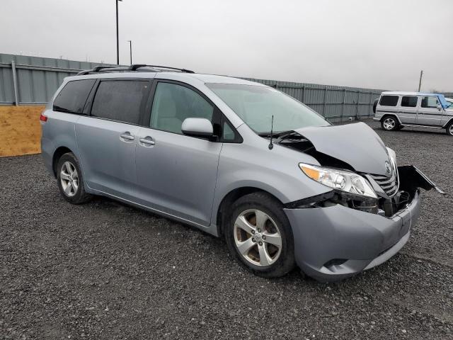 Photo 3 VIN: 5TDKK3DC7ES407004 - TOYOTA SIENNA LE 