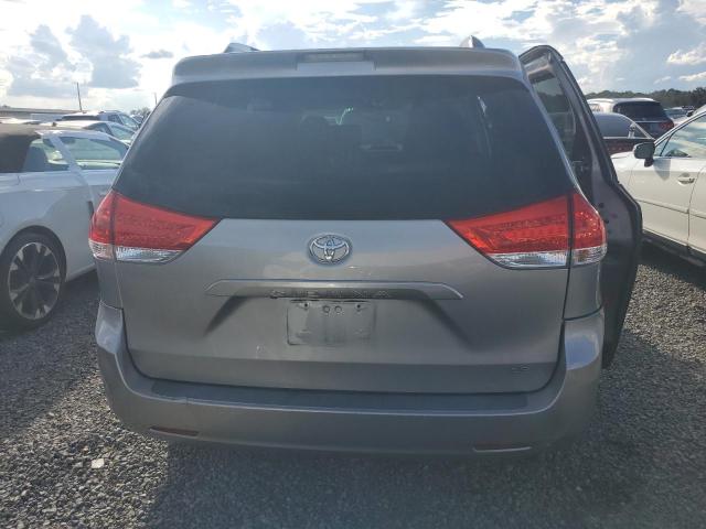 Photo 5 VIN: 5TDKK3DC7ES413059 - TOYOTA SIENNA LE 