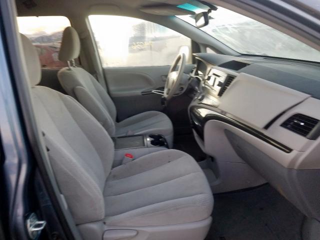 Photo 4 VIN: 5TDKK3DC7ES423025 - TOYOTA SIENNA LE 