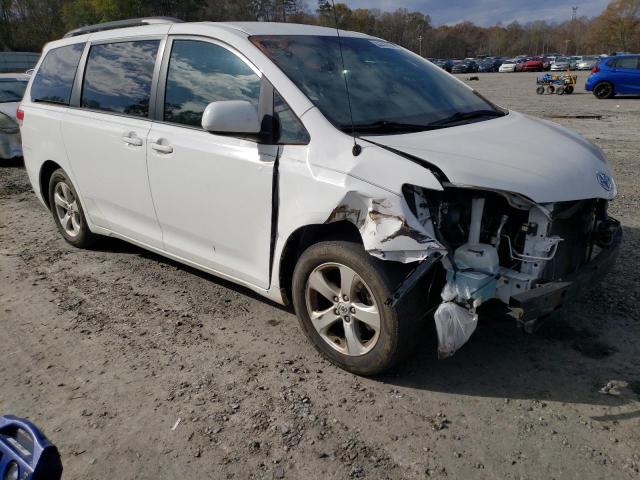 Photo 3 VIN: 5TDKK3DC7ES426782 - TOYOTA SIENNA LE 