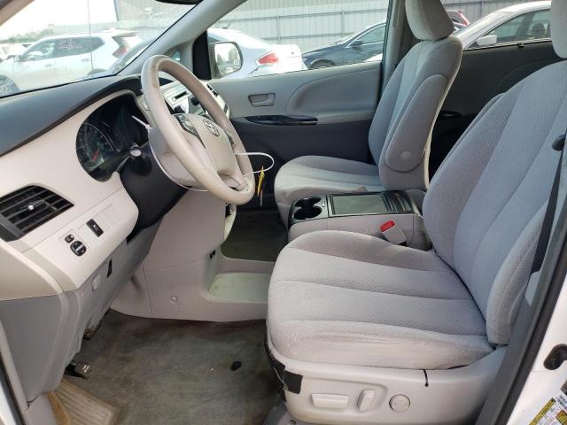 Photo 6 VIN: 5TDKK3DC7ES426782 - TOYOTA SIENNA LE 