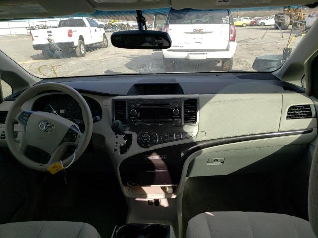 Photo 7 VIN: 5TDKK3DC7ES426782 - TOYOTA SIENNA LE 