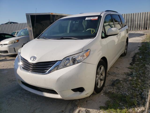 Photo 1 VIN: 5TDKK3DC7ES449480 - TOYOTA SIENNA LE 