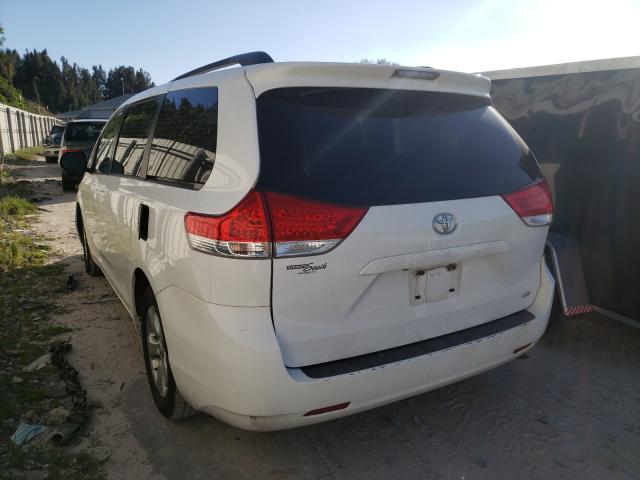 Photo 2 VIN: 5TDKK3DC7ES449480 - TOYOTA SIENNA LE 