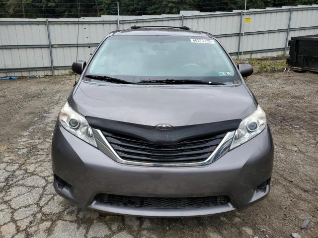 Photo 4 VIN: 5TDKK3DC7ES462083 - TOYOTA SIENNA LE 