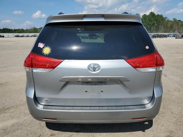 Photo 5 VIN: 5TDKK3DC7ES462701 - TOYOTA SIENNA LE 