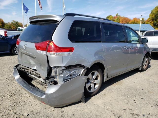 Photo 3 VIN: 5TDKK3DC7ES476629 - TOYOTA SIENNA LE 