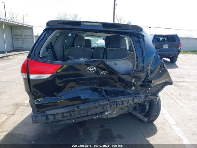 Photo 5 VIN: 5TDKK3DC7ES481717 - TOYOTA SIENNA 