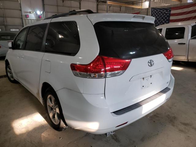 Photo 2 VIN: 5TDKK3DC7ES487288 - TOYOTA SIENNA LE 