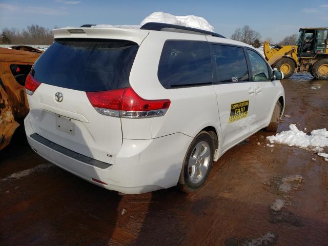 Photo 3 VIN: 5TDKK3DC7ES495343 - TOYOTA SIENNA LE 