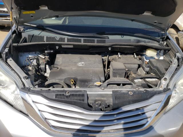 Photo 6 VIN: 5TDKK3DC7FS536541 - TOYOTA SIENNA LE 