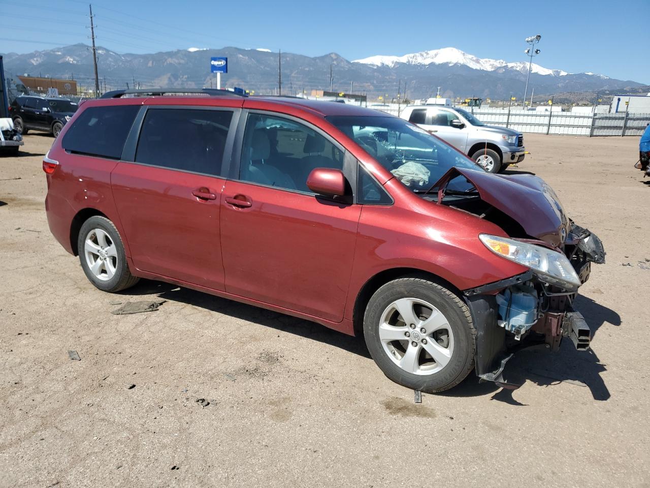 Photo 3 VIN: 5TDKK3DC7FS546695 - TOYOTA SIENNA 