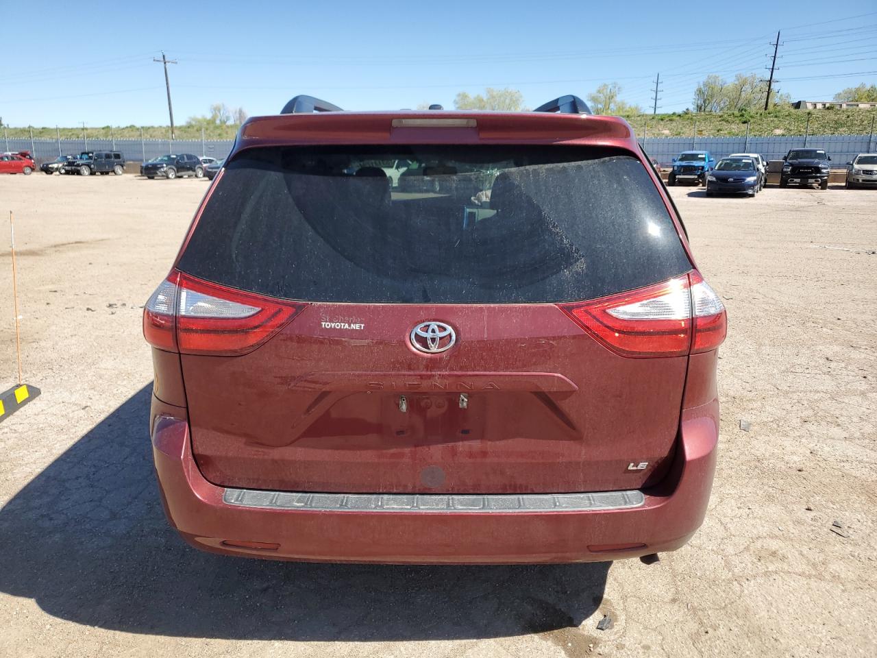 Photo 5 VIN: 5TDKK3DC7FS546695 - TOYOTA SIENNA 