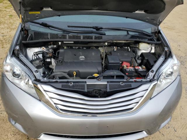 Photo 6 VIN: 5TDKK3DC7FS555333 - TOYOTA SIENNA 