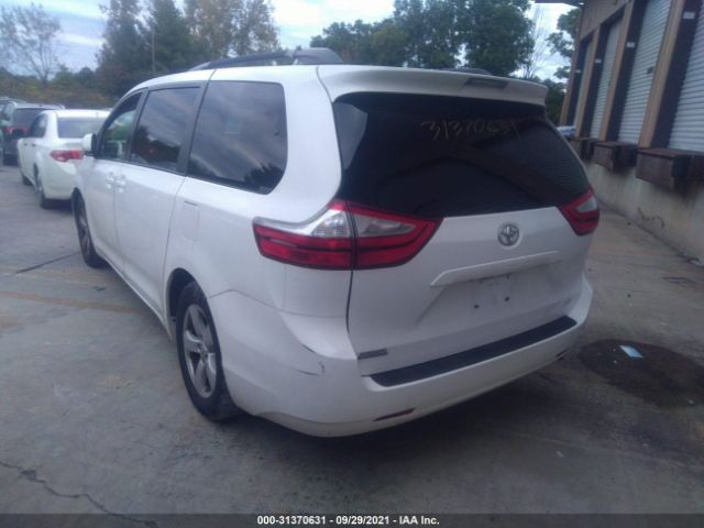 Photo 2 VIN: 5TDKK3DC7FS565683 - TOYOTA SIENNA 