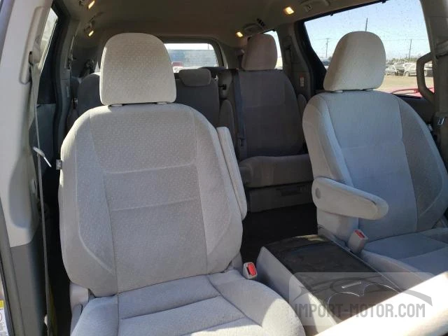 Photo 9 VIN: 5TDKK3DC7FS580264 - TOYOTA SIENNA 