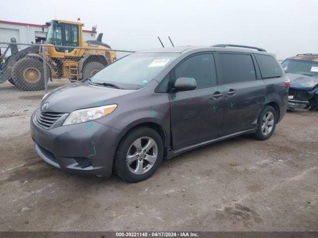 Photo 1 VIN: 5TDKK3DC7FS588283 - TOYOTA SIENNA 