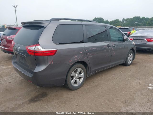 Photo 3 VIN: 5TDKK3DC7FS588283 - TOYOTA SIENNA 