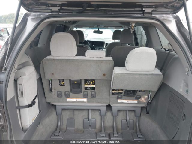 Photo 7 VIN: 5TDKK3DC7FS588283 - TOYOTA SIENNA 