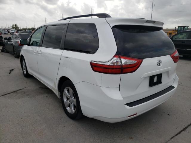 Photo 2 VIN: 5TDKK3DC7FS606734 - TOYOTA SIENNA LE 