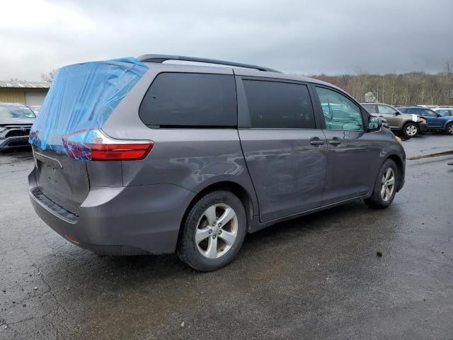 Photo 2 VIN: 5TDKK3DC7FS670501 - TOYOTA SIENNA LE 