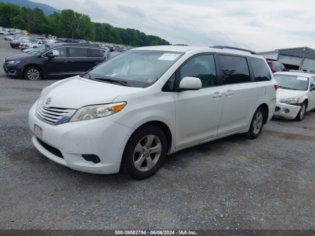 Photo 1 VIN: 5TDKK3DC7FS684883 - TOYOTA SIENNA 