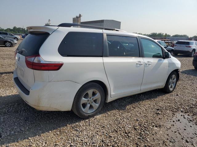 Photo 2 VIN: 5TDKK3DC7GS714627 - TOYOTA SIENNA LE 