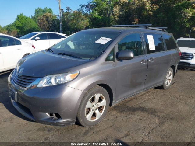 Photo 1 VIN: 5TDKK3DC7GS720444 - TOYOTA SIENNA 