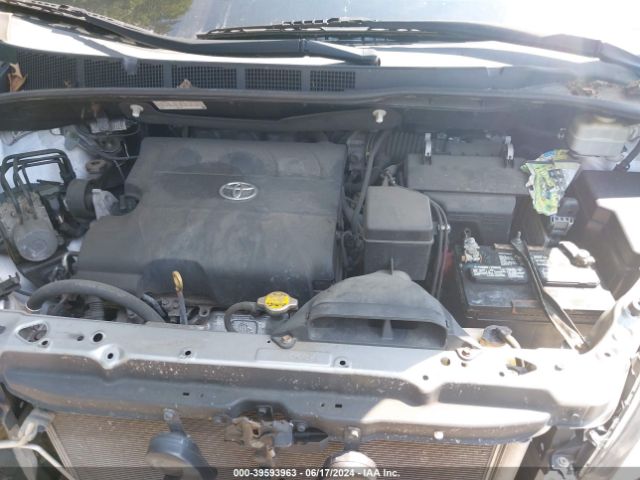 Photo 9 VIN: 5TDKK3DC7GS727345 - TOYOTA SIENNA 